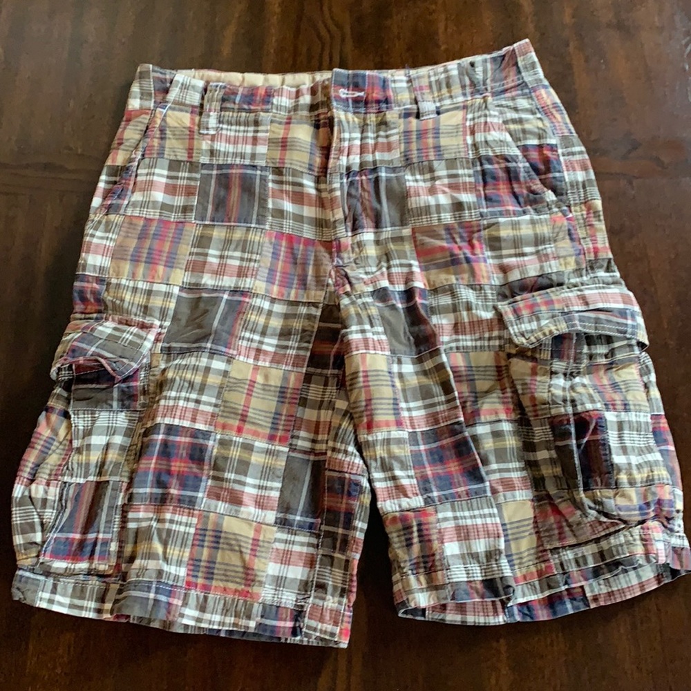 Men’s madras cargo shorts